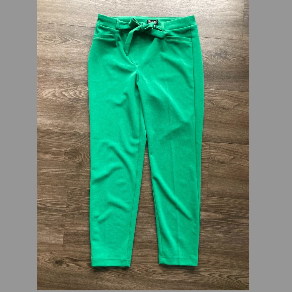 Flattering paperbag style trousers - Irish green